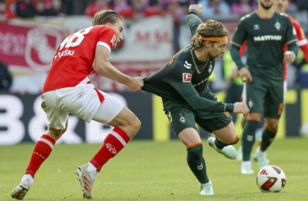 Mitchell Weiser vom SV Werder Bremen ist zurück in der Startelf