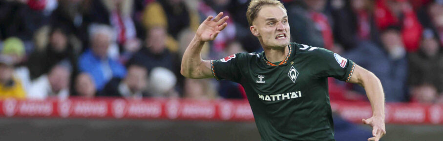 Amos Pieper Werder Bremen gestikuliert waehrend des Spiels der 1. Bundesliga zwischen 1. FSV Mainz 05 und SV Werder Bremen, MEWA Arena am 24. October 2026 in Mainz, Deutschland. Foto von Marco Steinbrenner/DeFodi Images  Amos Pieper Werder Bremen gestures during the Bundesliga match between 1. FSV Mainz 05 and SV Werder Bremen at MEWA Arena on October 24, 2026 in Mainz, Germany. Photo by Marco Steinbrenner/DeFodi Images DFB / DFL REGULATIONS PROHIBIT ANY USE OF PHOTOGRAPHS AS IMAGE SEQUENCES AND/OR QUASI-VIDEO. Photo by Marco Steinbrenner/DeFodi Images - *** Amos Pieper of Werder Bremen gestures during the Bundesliga match between 1 FSV Mainz 05 and SV Werder Bremen, MEWA Arena on October 24, 2026, in Mainz, Germany. Photo by Marco Steinbrenner, DeFodi Images. Amos Pieper of Werder Bremen gestures during the Bundesliga match between 1. FSV Mainz 05 and SV Werder Bremen at MEWA Arena on October 24, 2026 in Mainz, Germany. Photo by Marco Steinbrenner, DeFodi Images. DFB and DFL regulations prohibit any use of photographs as image sequences and/or quasi-video. Photo by Marco Steinbrenner, DeFodi Images.
