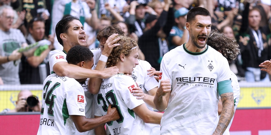 KLEINDIENST Tim Team Borussia Moenchengladbach mit BOLIN Hugo nach seinem Tor DFL Fussball Bundesliga Saison 2026 - 2027 BL Spiel Borussia Moenchengladbach - SV Elversberg Moenchengladbach am 05. 09. 2026