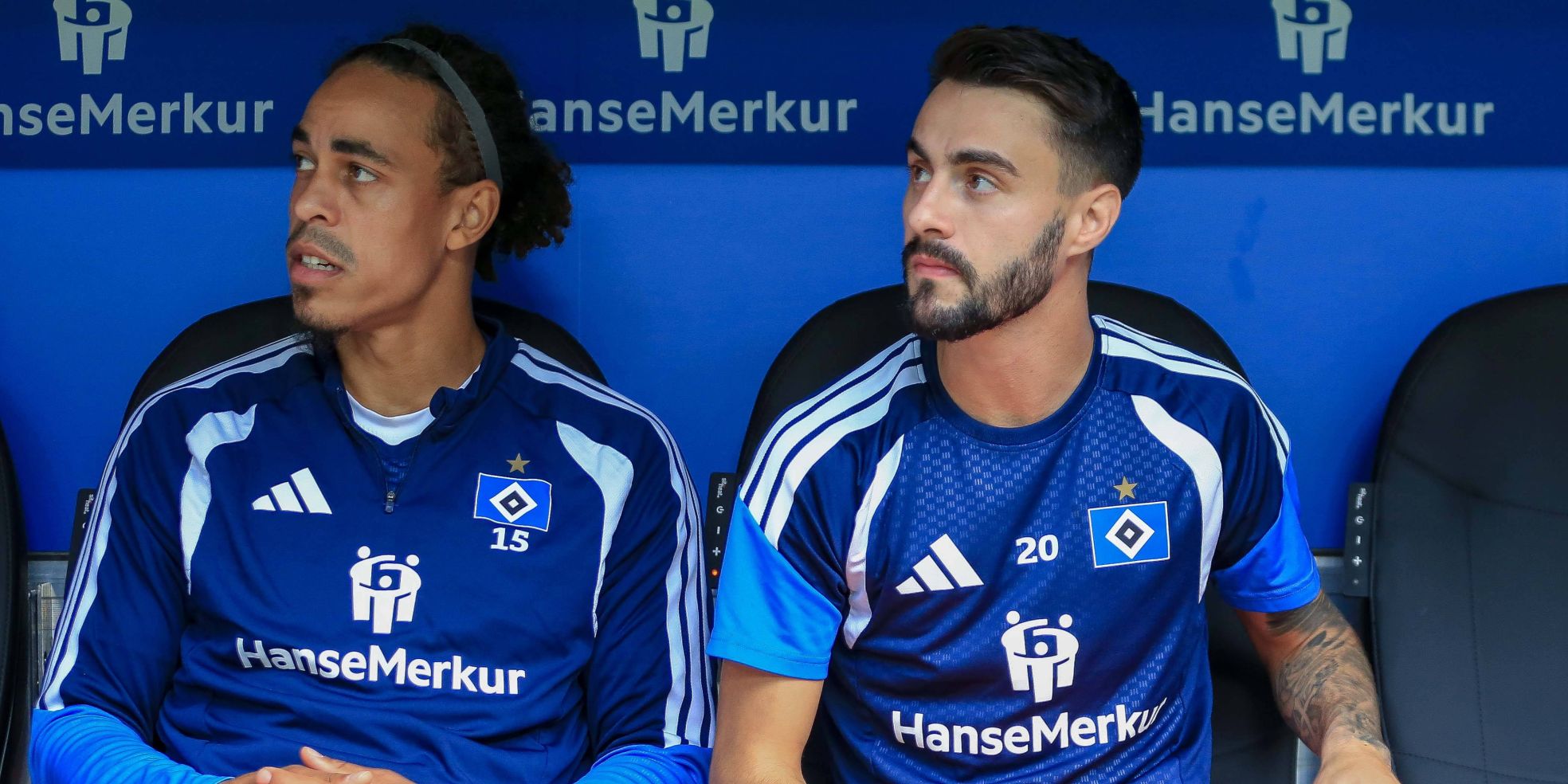 Yussuf Poulsen und Fabio Vieira vom HSV